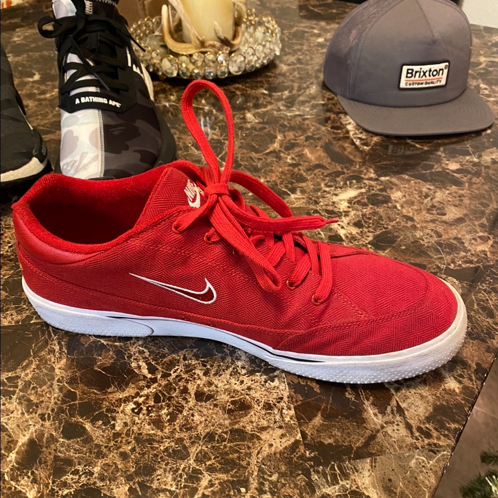 Nike SB x Supreme
